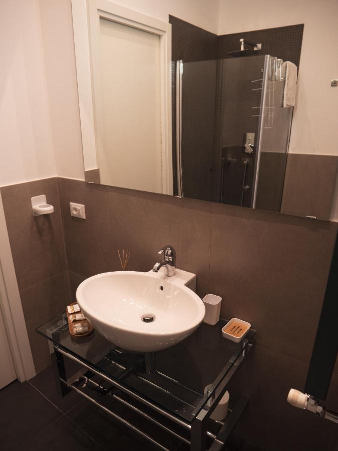 Dhome B&B Παλέρμο Εξωτερικό φωτογραφία