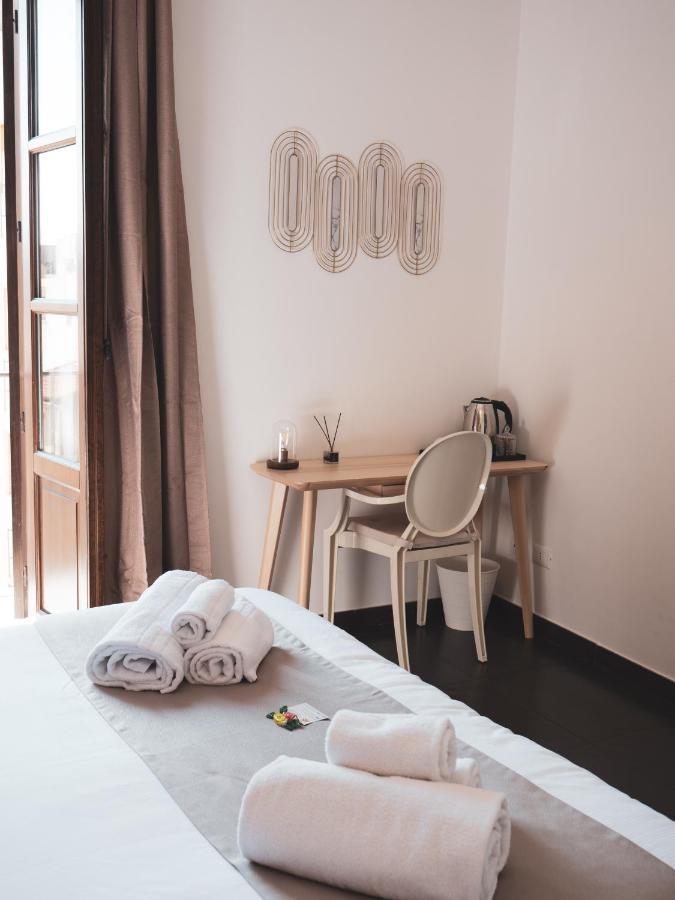 Dhome B&B Παλέρμο Εξωτερικό φωτογραφία